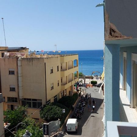 Casa Floridea -Mediterranea Sicilia Apt Чефалу Экстерьер фото