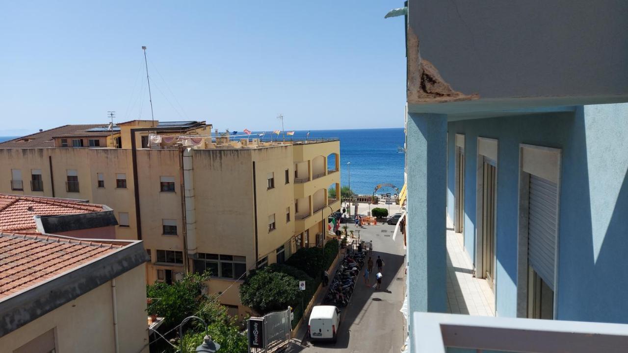 Casa Floridea -Mediterranea Sicilia Apt Чефалу Экстерьер фото