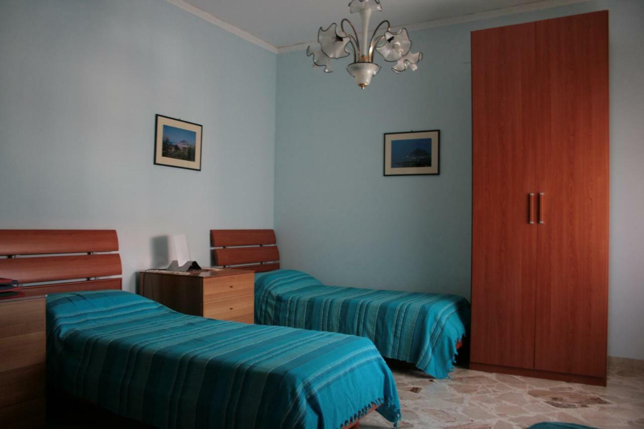 Casa Floridea -Mediterranea Sicilia Apt Чефалу Экстерьер фото